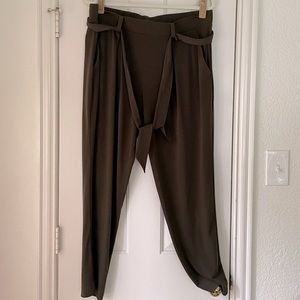 Olive Express Pull On Pants - L